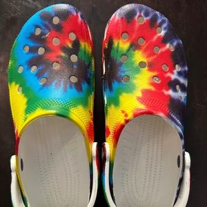 Crocs Adult Unisex Classic Tie Dye Clog - Size M10, W12 - Barely worn